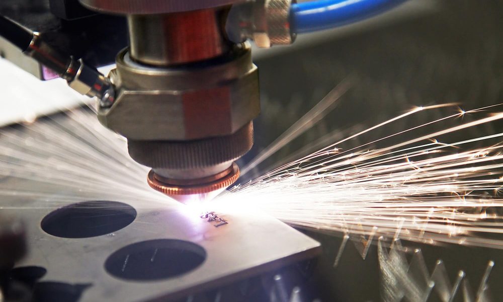 cutting-steel-with-a-laser-1.jpg